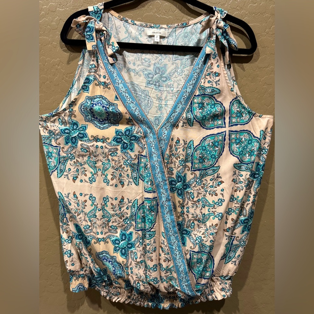 Sleeveless top